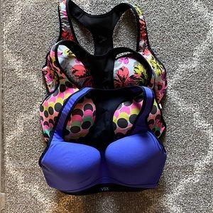 Bundle of Victoria’s Secret Sports Bras 34DD (E)